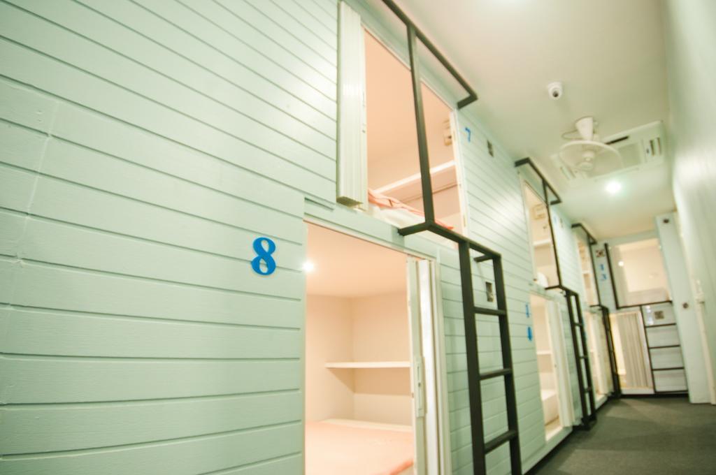 Hotel Capsule Suratthani Surat Thani Buitenkant foto