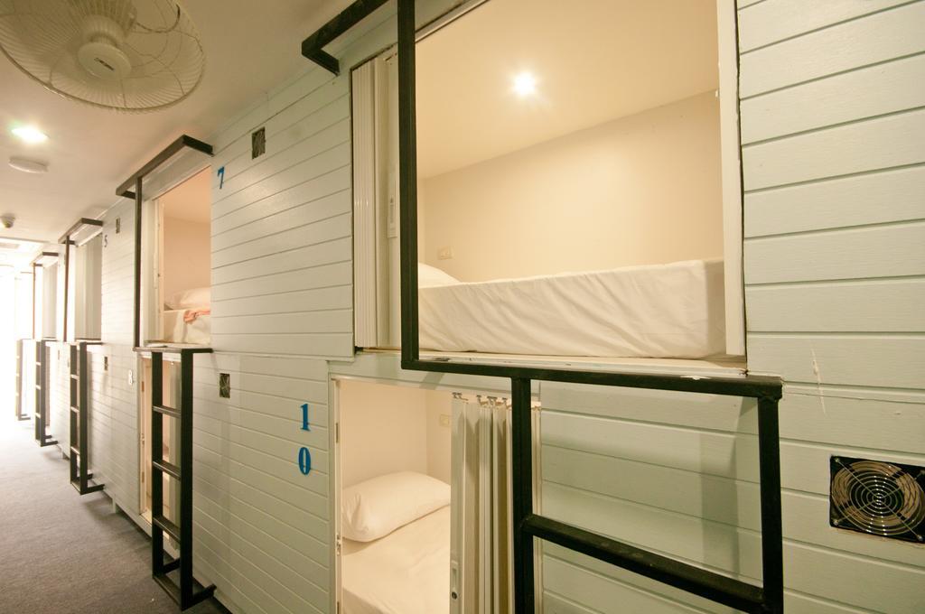 Hotel Capsule Suratthani Surat Thani Buitenkant foto