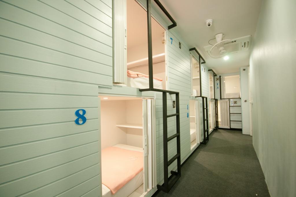 Hotel Capsule Suratthani Surat Thani Buitenkant foto