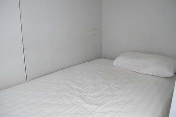 Hotel Capsule Suratthani Surat Thani Buitenkant foto