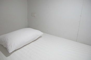 Hotel Capsule Suratthani Surat Thani Buitenkant foto