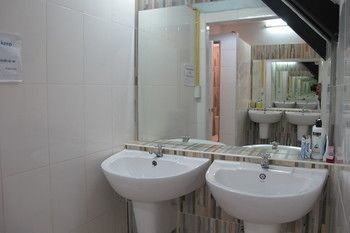 Hotel Capsule Suratthani Surat Thani Buitenkant foto